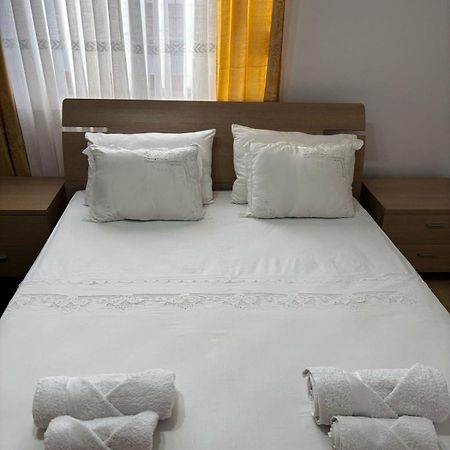 Guest House Adi Hoxha Berat Ngoại thất bức ảnh