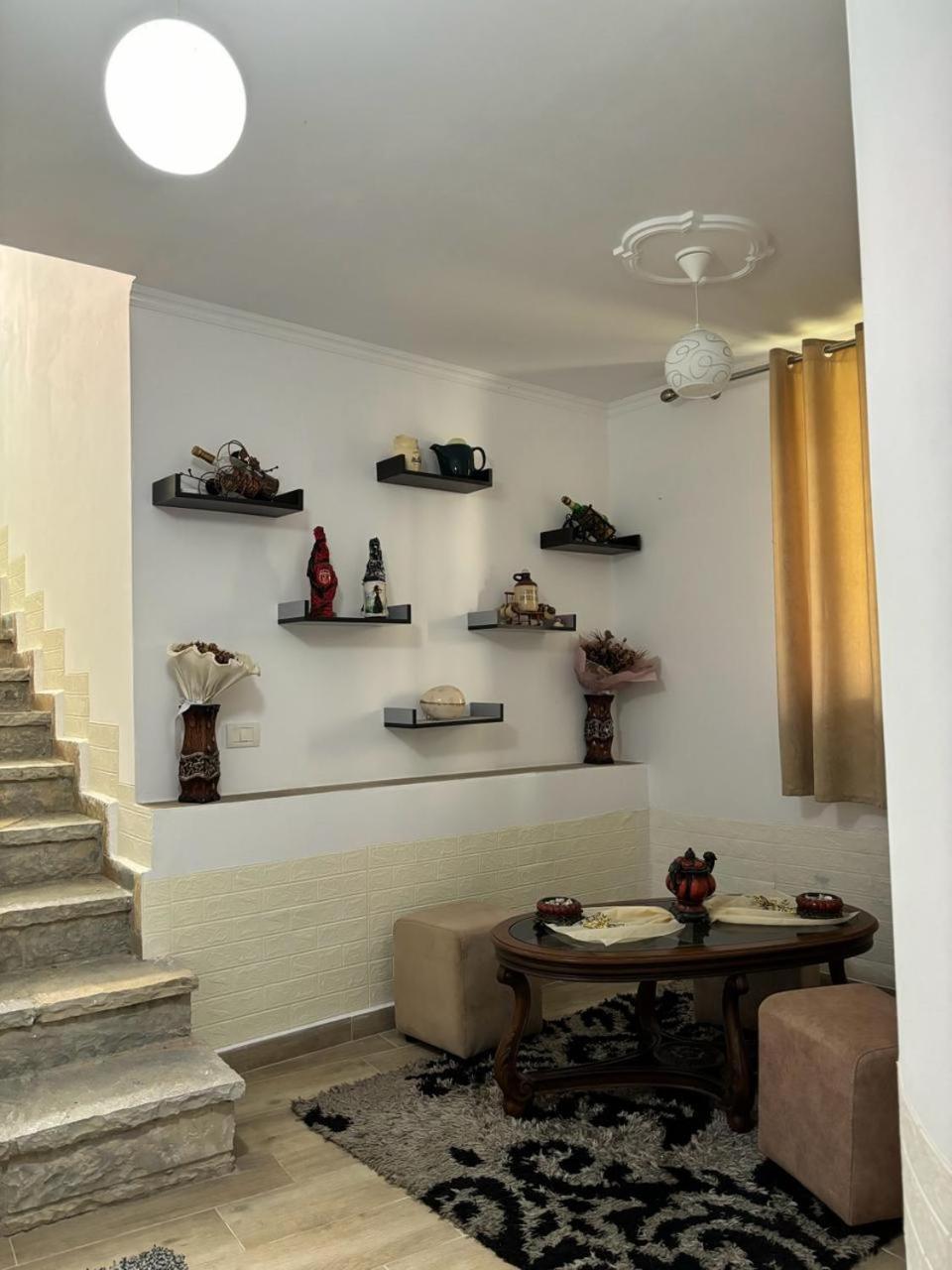 Guest House Adi Hoxha Berat Ngoại thất bức ảnh