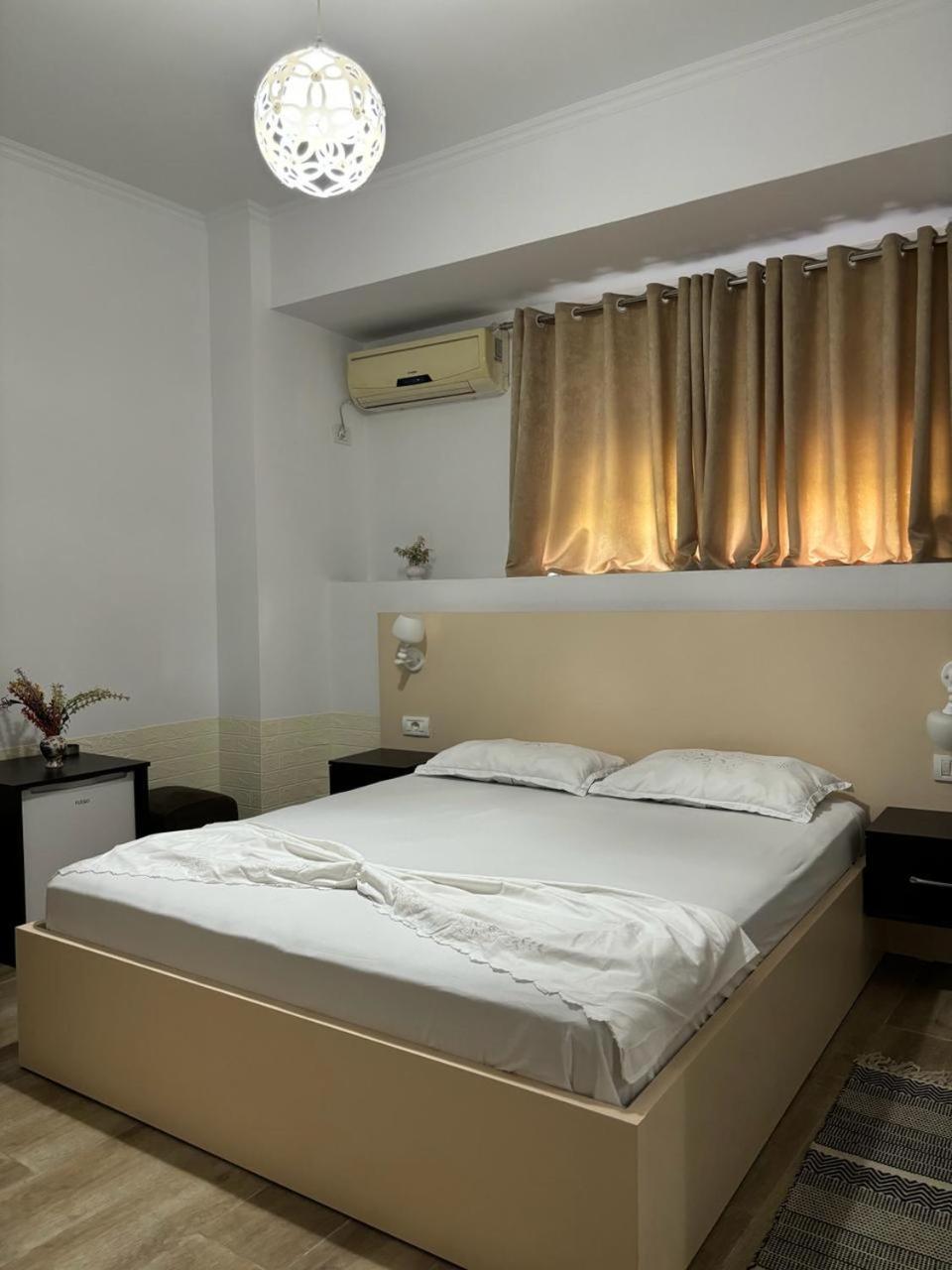 Guest House Adi Hoxha Berat Ngoại thất bức ảnh