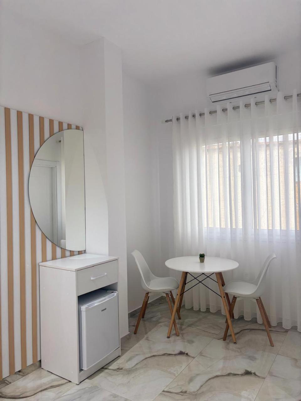 Guest House Adi Hoxha Berat Ngoại thất bức ảnh